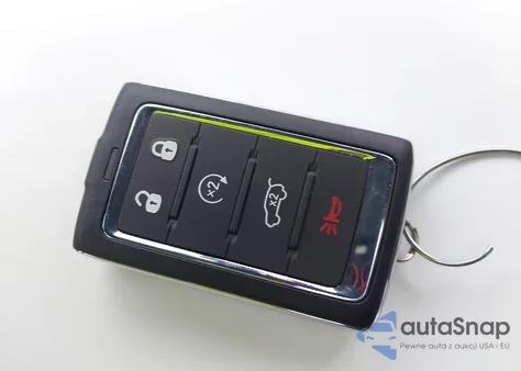 2025 Jeep Grand Cherokee Altitude X 4X4 z USA, uszkodzony, nr VIN 1C4RJHAG1SC291527